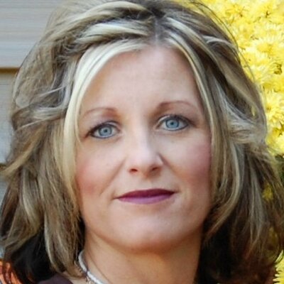 Profile Picture of Robin Woodson (@mcnutt74) on Twitter