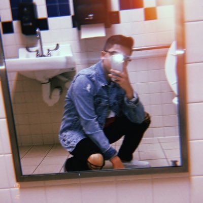 Profile Picture of Luis Camargo (@primordialDICK) on Twitter