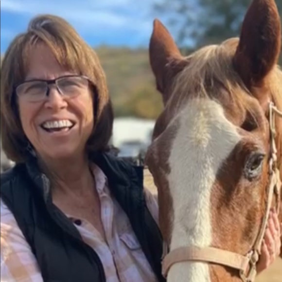 Kate Crammer - Poshmark Profile Picture of Kate Crammer (@utricle) on Poshmark