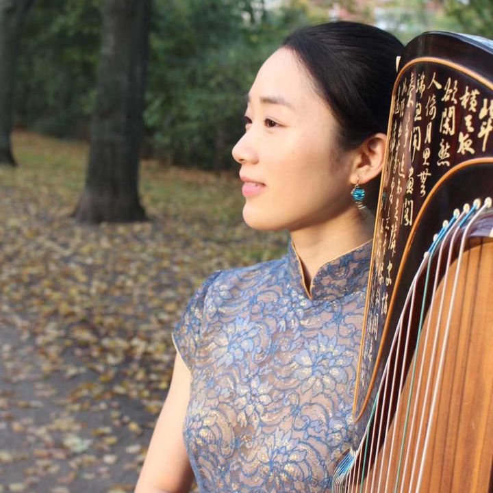 Profile Picture of Sijia Li (@sijiali.guzheng) on Tiktok