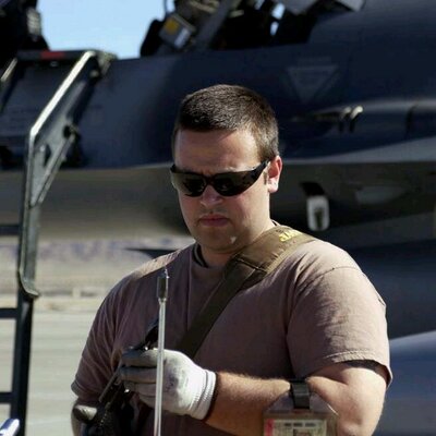 Profile Picture of Ian Blackburn (@ian021414) on Twitter