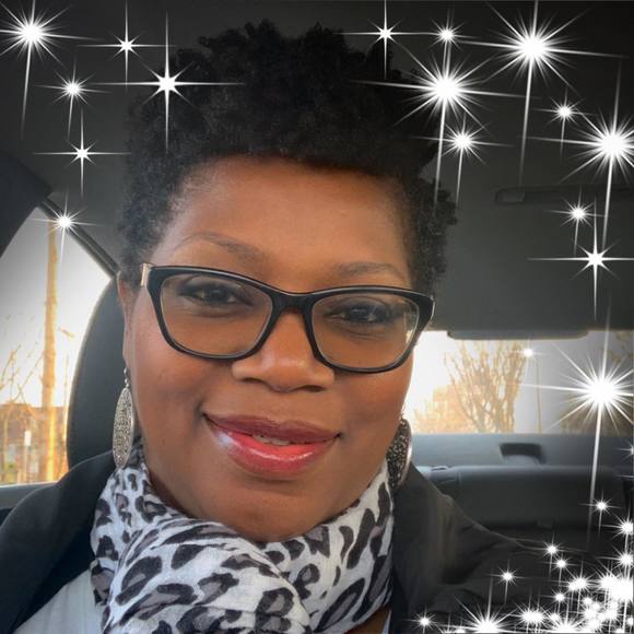 Profile Picture of Ernestine Harper (@realluv0429) on Poshmark