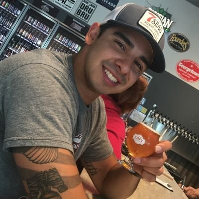 Profile Picture of Pete (@PeterMarth21) on Twitter