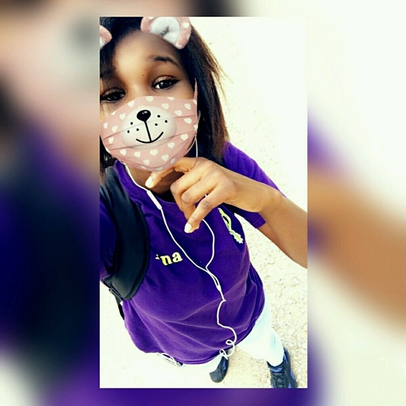 Profile Picture of Tina Tolliver (@tinalashae475) on Poshmark
