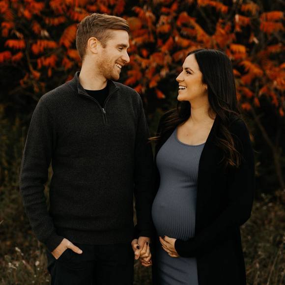 Profile Picture of Samantha Alguire (@samanthaalguire) on Poshmark