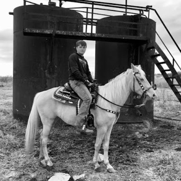 Profile Picture of Nathan Cates (@nathancates64) on Poshmark