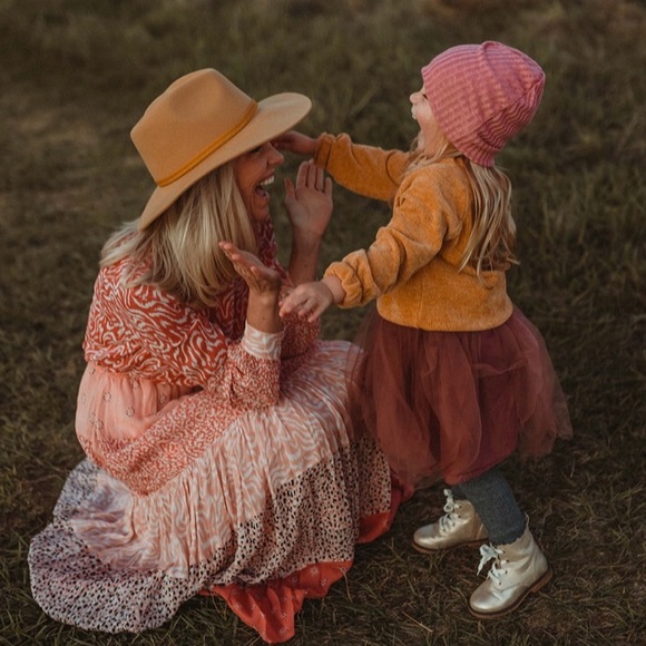 Profile Picture of Ashley Miller (@millmore2017) on Poshmark