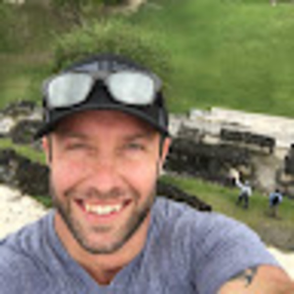 Profile Picture of John Polverini (@johnnyp2121) on Poshmark