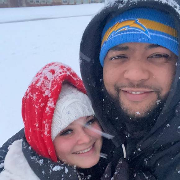 Profile Picture of Dominique Sinsay (@ddeeee) on Poshmark