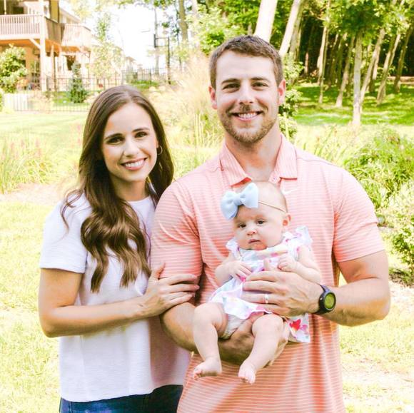 Profile Picture of Travis Redmon (@travisredmon) on Poshmark