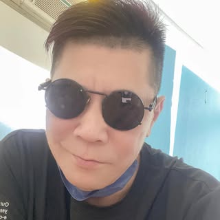 Profile Picture of 文龙 (@chau_nelson) on Instagram