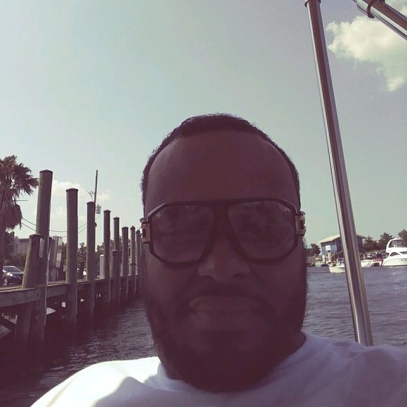 Profile Picture of Jason Stelly (@bigstelly) on Poshmark
