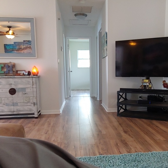 Profile Picture of Brian Feldman (@brifeldman1) on Poshmark