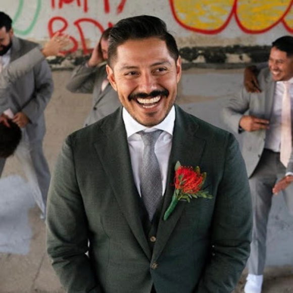 Profile Picture of Joseph Mendieta (@jmendieta0424) on Poshmark