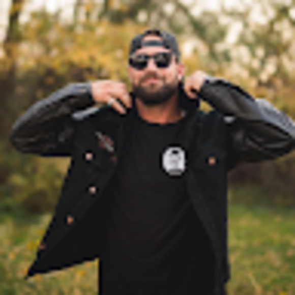 Profile Picture of Joshua Koppes (@koppesjoshua100) on Poshmark