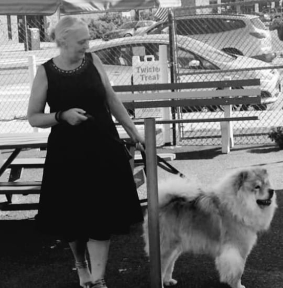 Profile Picture of Alberta Walker (@chow1234) on Poshmark