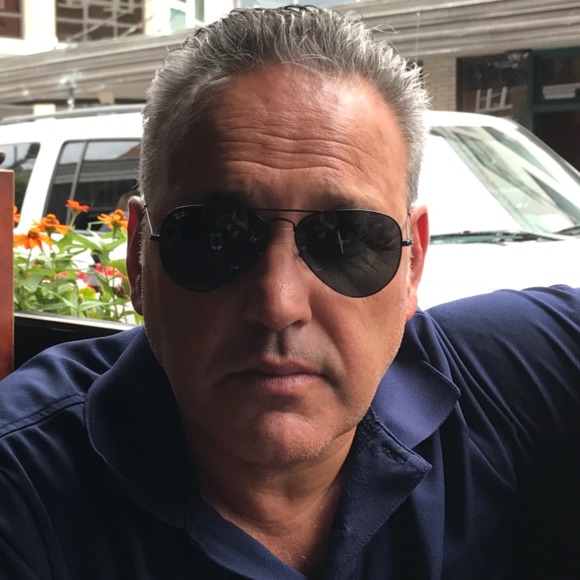 Profile Picture of Kevin Rideout (@krideout007) on Poshmark