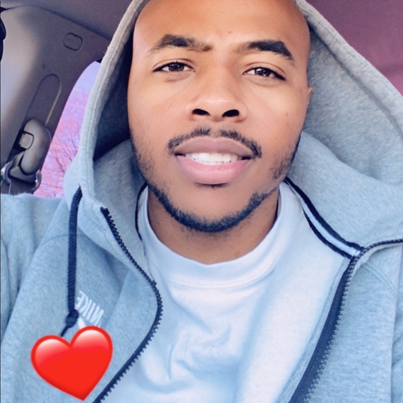 Profile Picture of Lawrence Wise (@lawrencewise) on Poshmark