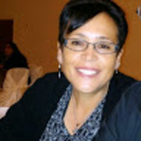 Profile Picture of Norma Capetillo (@normacapetillo) on Poshmark