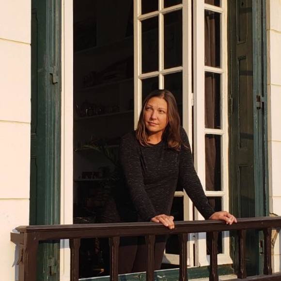 Profile Picture of Danielle Cordier (@cordier) on Poshmark
