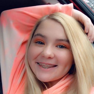 Profile Picture of Carley Holbert (@carley.holbert) on Facebook
