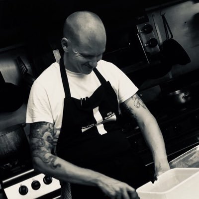 Oliver Wyatt - Twitter Profile Picture of Oliver Wyatt (@ChefOllieWyatt) on Twitter