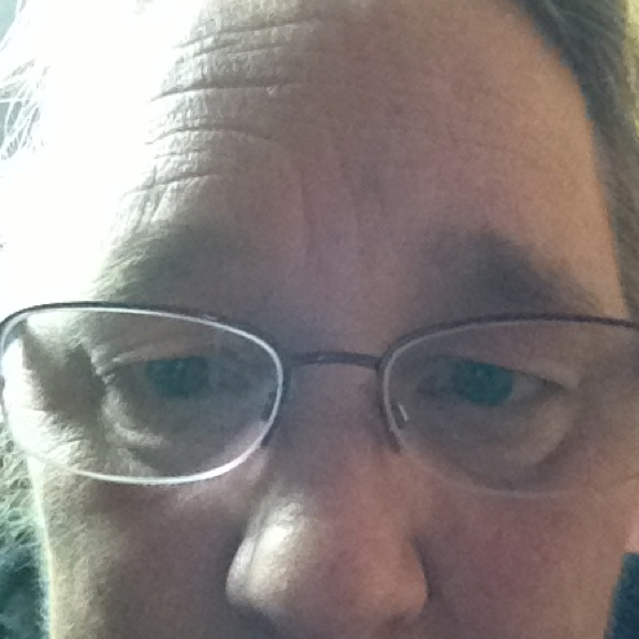 Profile Picture of Nancy Knaggs (@nak55) on Poshmark