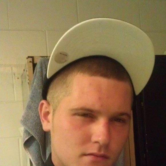 Profile Picture of Mikey Hamblin (@mikeyhamblin) on Poshmark