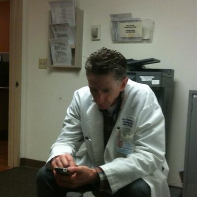 Profile Picture of Dr. Bruce (@DrBruceH) on Twitter