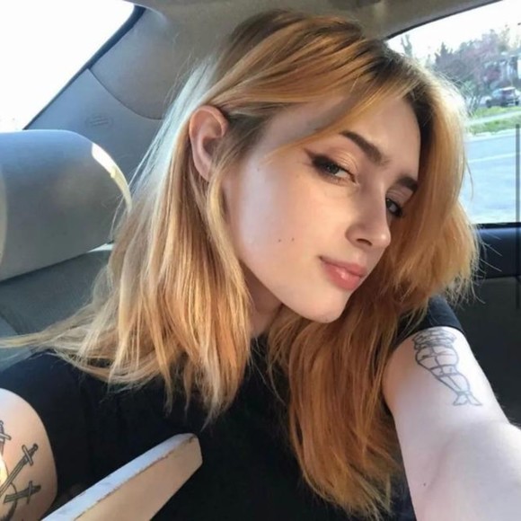Profile Picture of Hance Franks (@hance_franks) on Poshmark