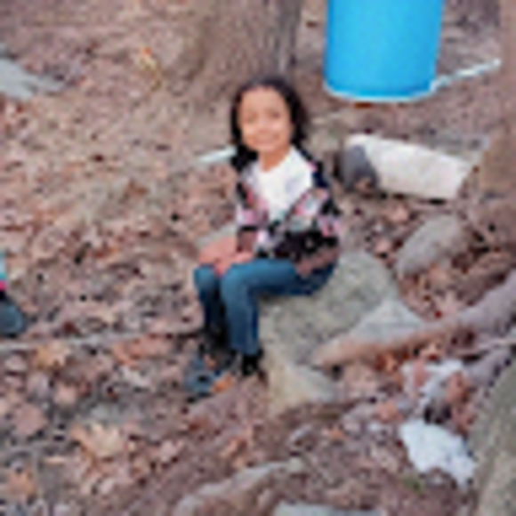 Rafaela Fernandes - Poshmark Profile Picture of Rafaela Fernandes (@rafaelaferna942) on Poshmark