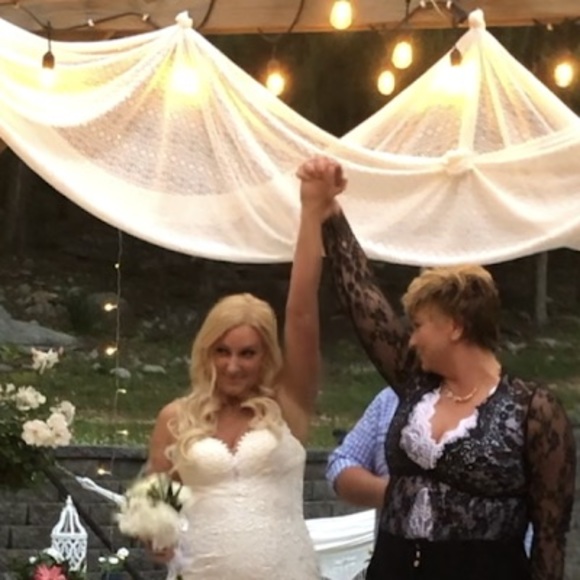 Profile Picture of Cassandra Zenner (@cassandrazenner) on Poshmark