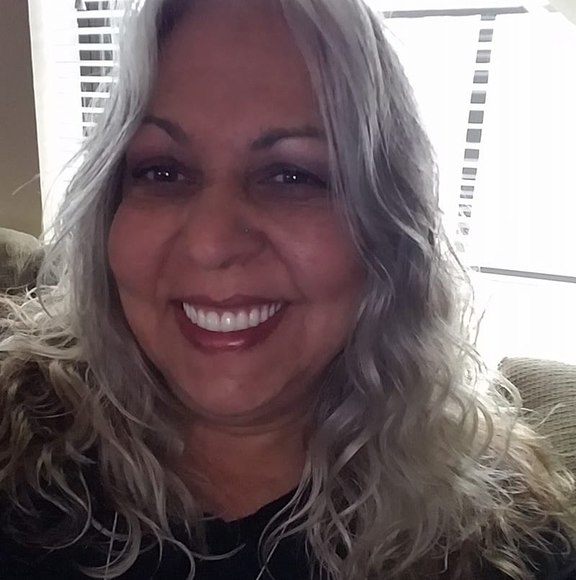 Profile Picture of Kim Erickson (@kimmieinkc) on Poshmark