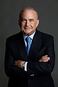 Profile Picture of Gustavo Cisneros - Wikipediaon Wikipedia