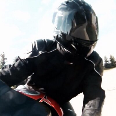 Profile Picture of Chris Muzzin (@chrismuzzin) on Twitter