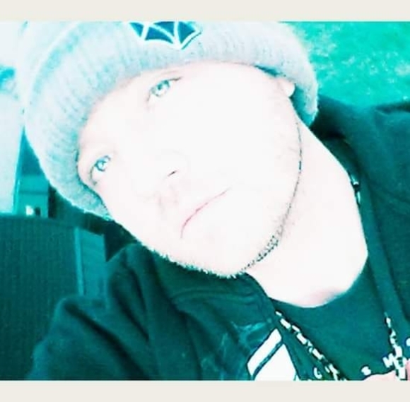 Profile Picture of Donald Harper (@thadon3221) on Poshmark