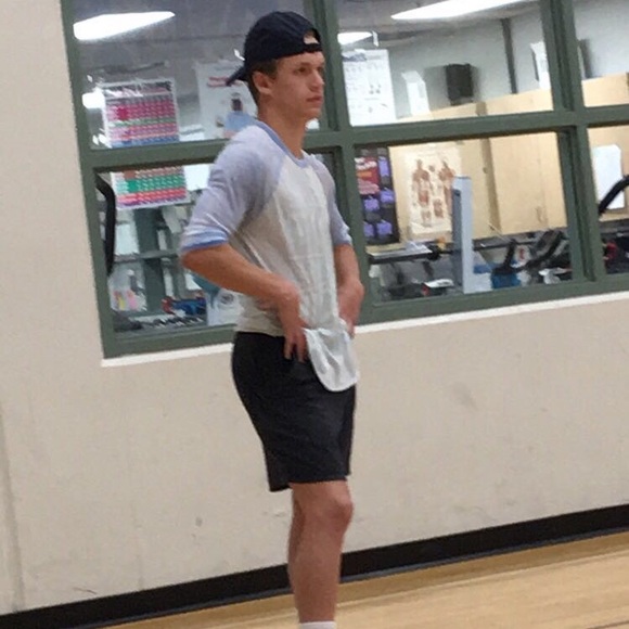 Profile Picture of Daniel Kilian (@danielkilian) on Poshmark