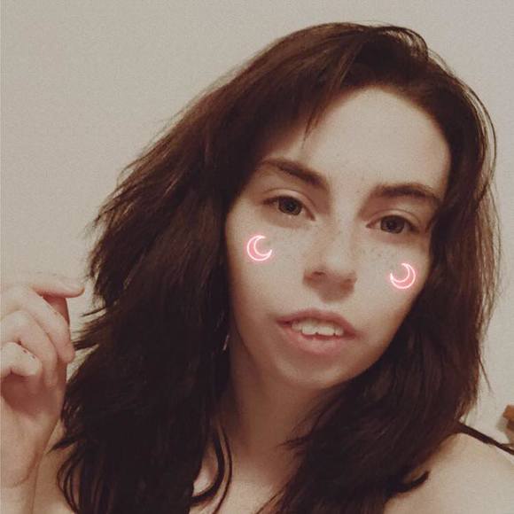 Profile Picture of Alexsandria Barrus (@kinqanchor) on Poshmark