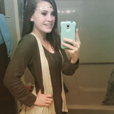 Profile Picture of Josie Duncan (@jedduncan122) on Twitter