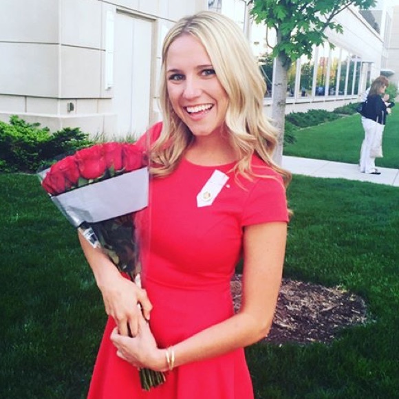 Profile Picture of Jillian Wise (@jillianwisep) on Poshmark