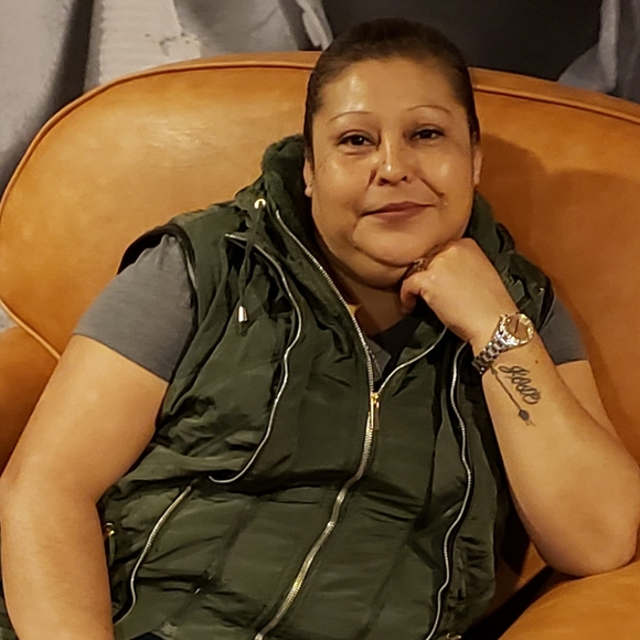 Profile Picture of Juana Calderon (@juananita) on Poshmark