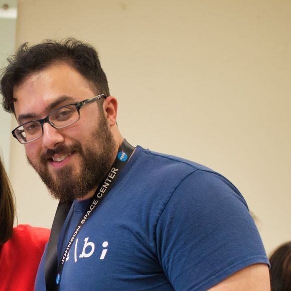 Profile Picture of Arian Ehteshami (@aehtesha) on Poshmark