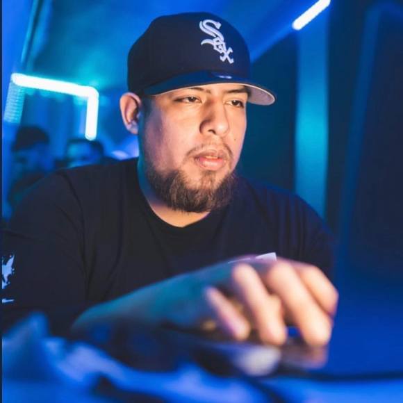 Profile Picture of Sicario Parrales (@sicarioparrales) on Poshmark