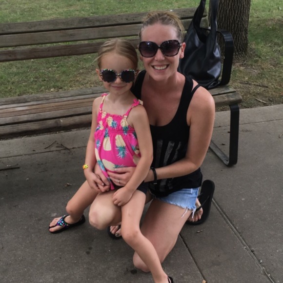 Profile Picture of Jessica Werger (@wergersgirl) on Poshmark