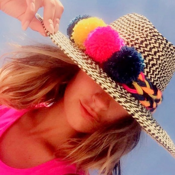 Profile Picture of Alexa Esposito (@alexamariee) on Poshmark