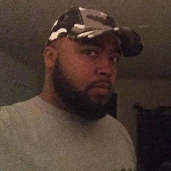 Profile Picture of Dwayne Owens (@dowens172) on Poshmark