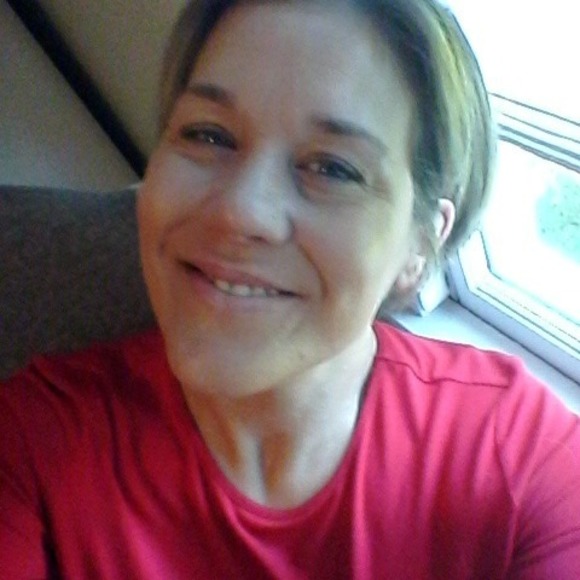 Profile Picture of Michele Labonte (@michelela123) on Poshmark