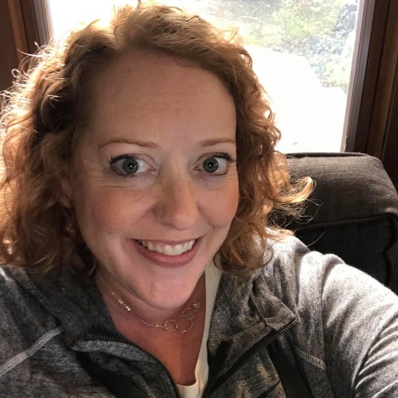 Profile Picture of Jenny Alexander smitka (@jennysmitka) on Poshmark