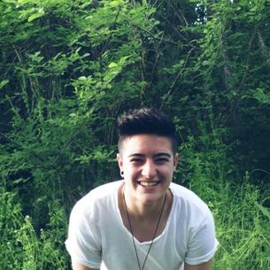 Profile Picture of Zirvi (@silvielectro8) on Twitter