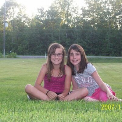 Profile Picture of *;    Hannah Render (@Hannah172318) on Twitter